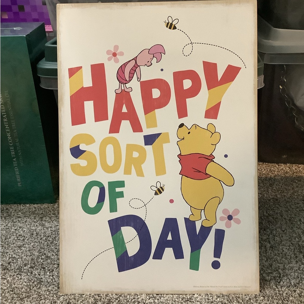 Yellow Winnie the Pooh Sign, Bag & Accessories Set - Picture 2 of 12